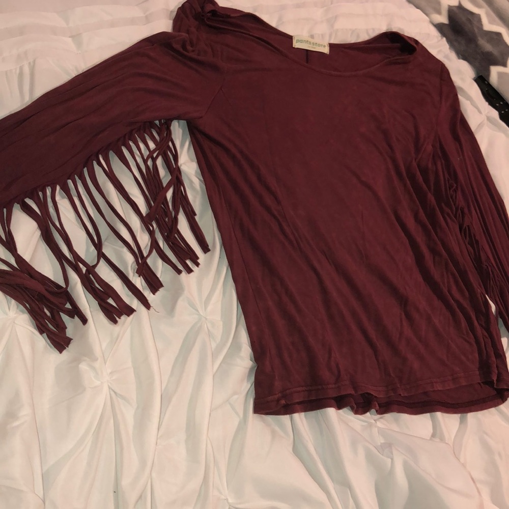 Women’s long sleeve top with fringe